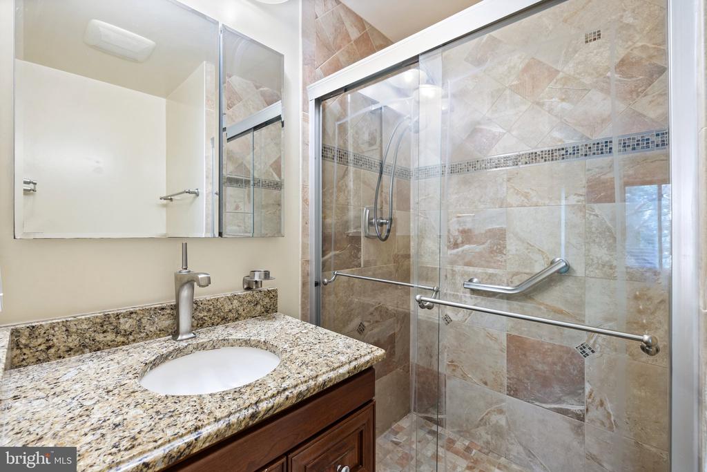 10905 KNIGHTS BRIDGE COURT