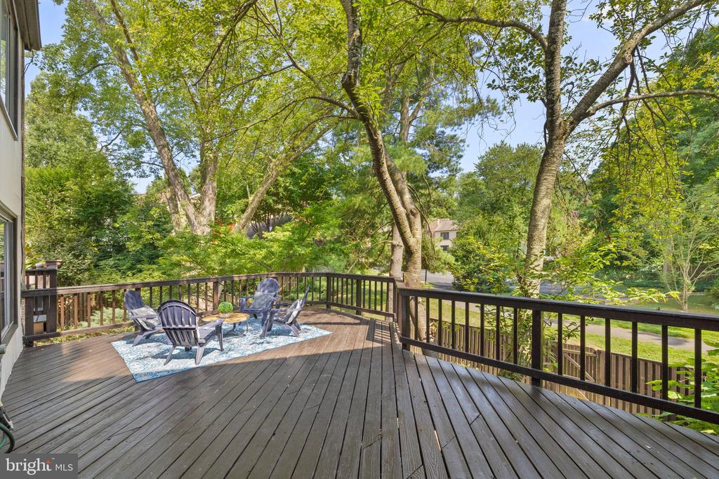 10905 KNIGHTS BRIDGE COURT
