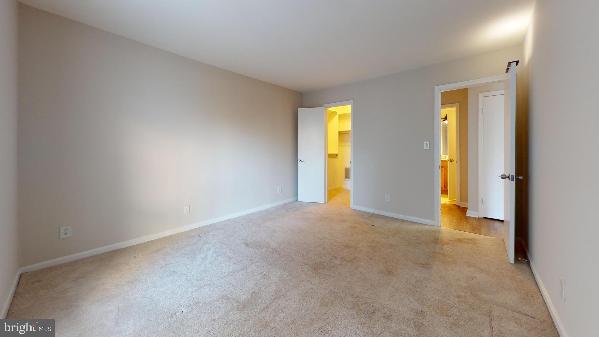3176 Summit Square Dr #4-C12