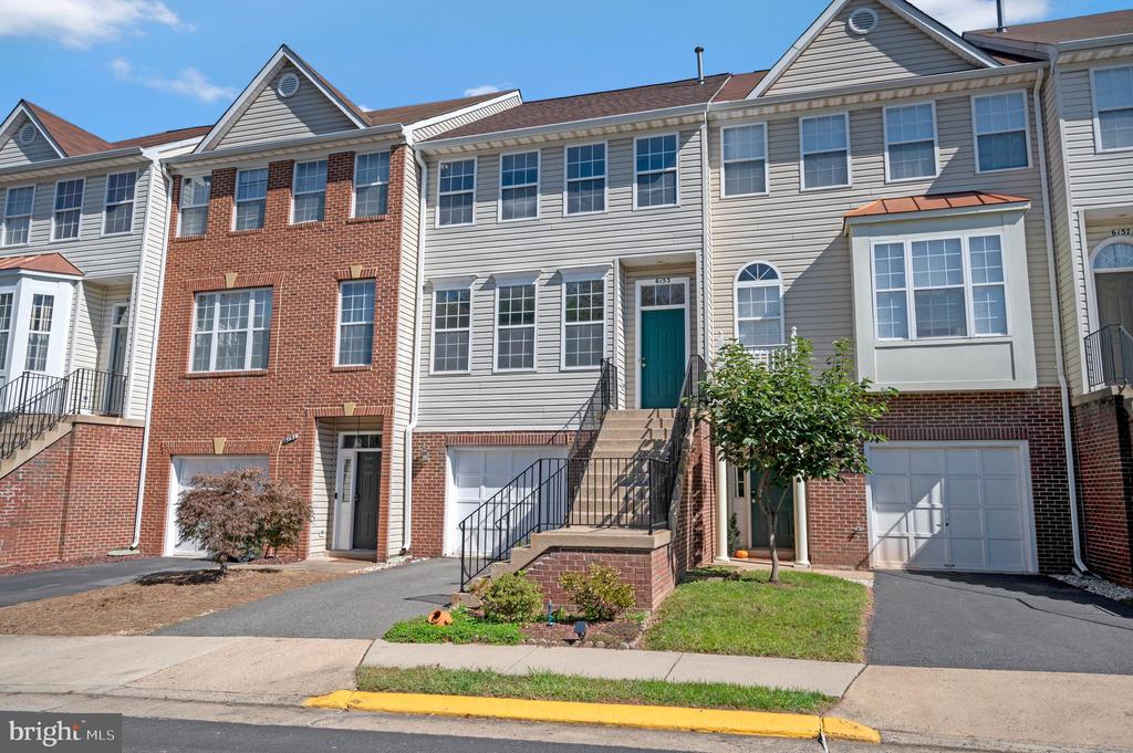 6153 SW Early Autumn Dr