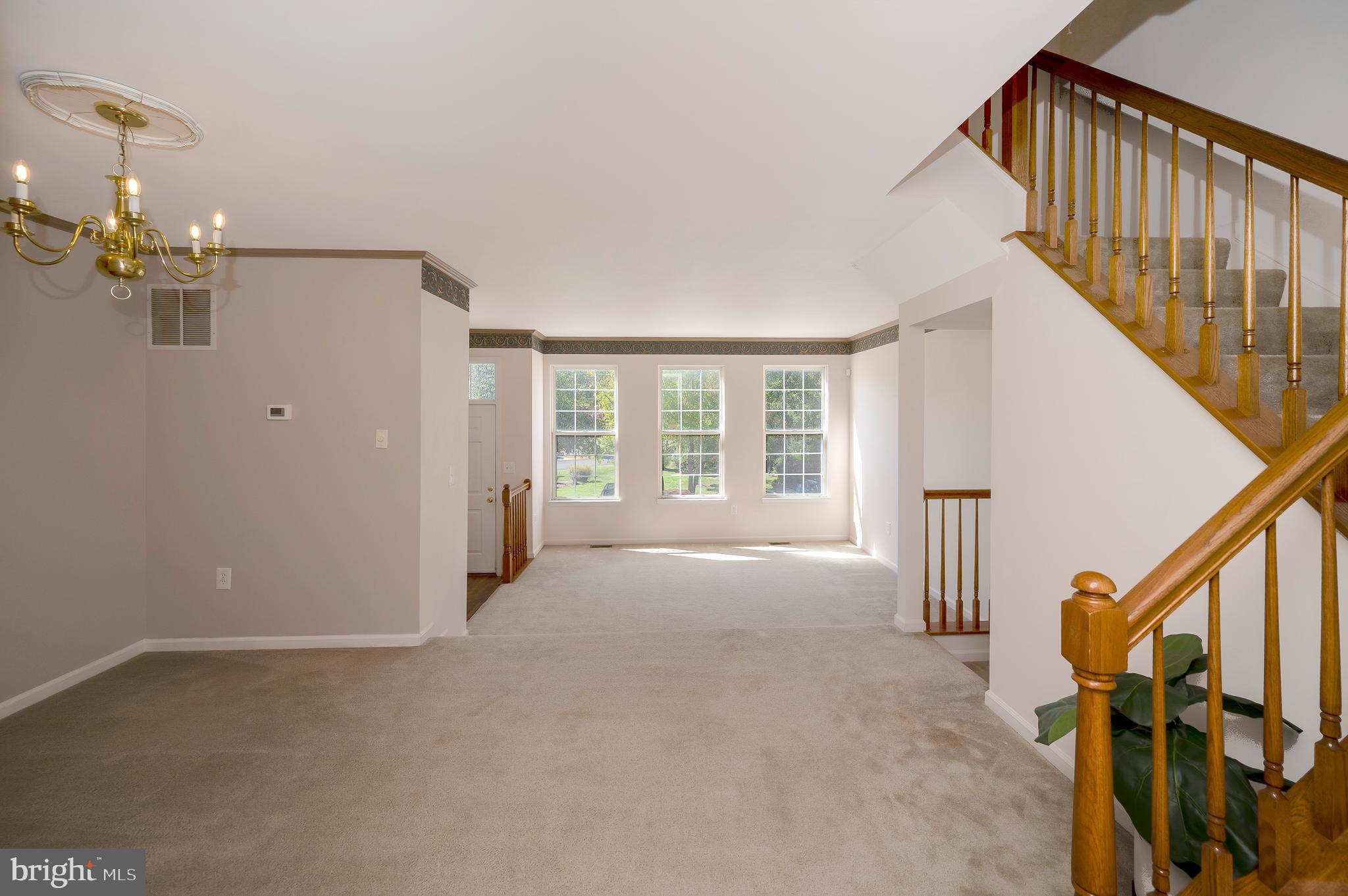6153 SW Early Autumn Dr