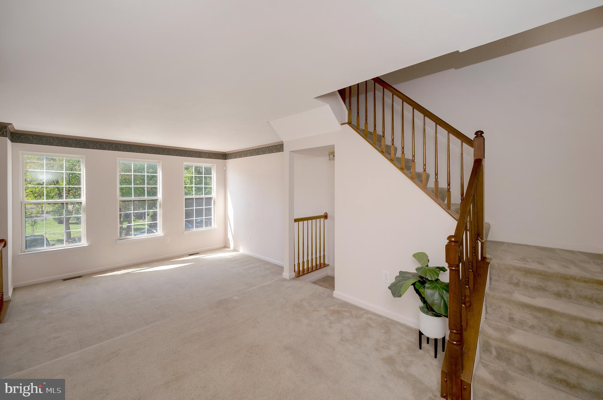 6153 SW Early Autumn Dr