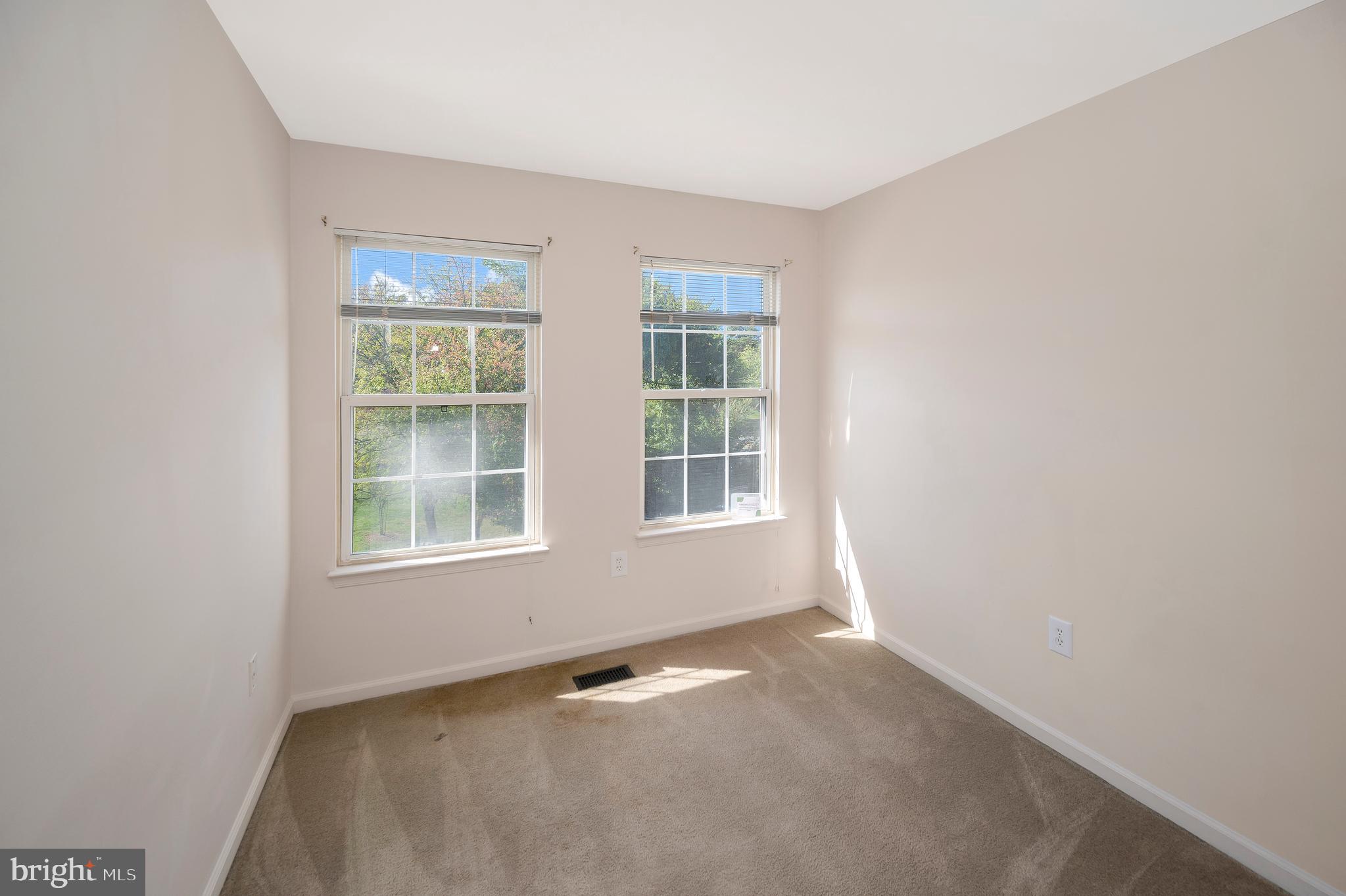 6153 SW Early Autumn Dr