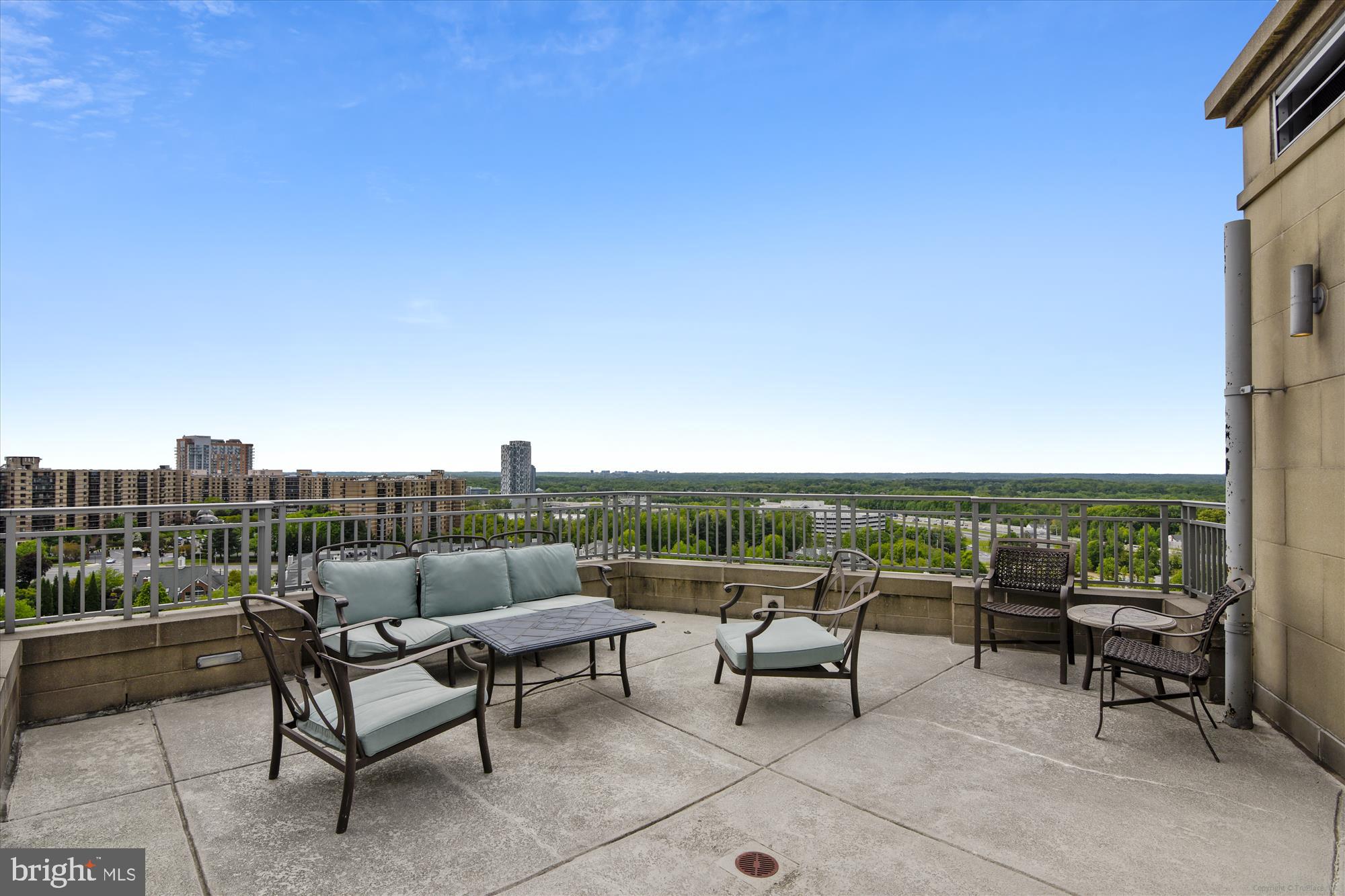 8220 Crestwood Heights Dr #618
