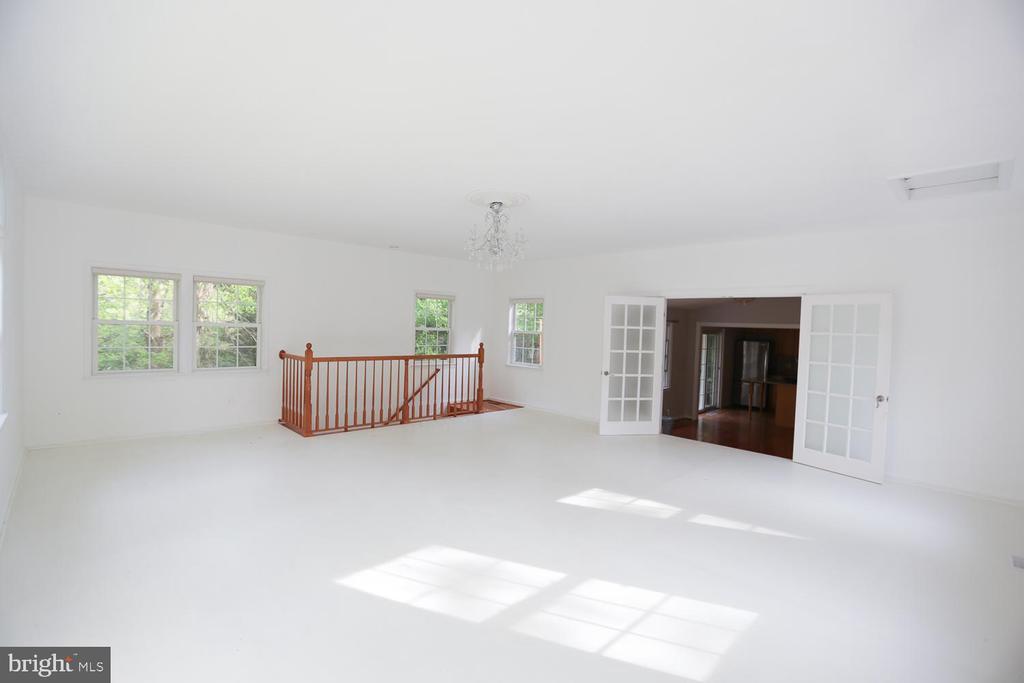 3505 WILLOW GREEN CT