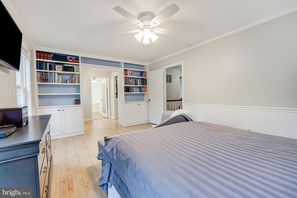 12026 Sugarland Valley Dr