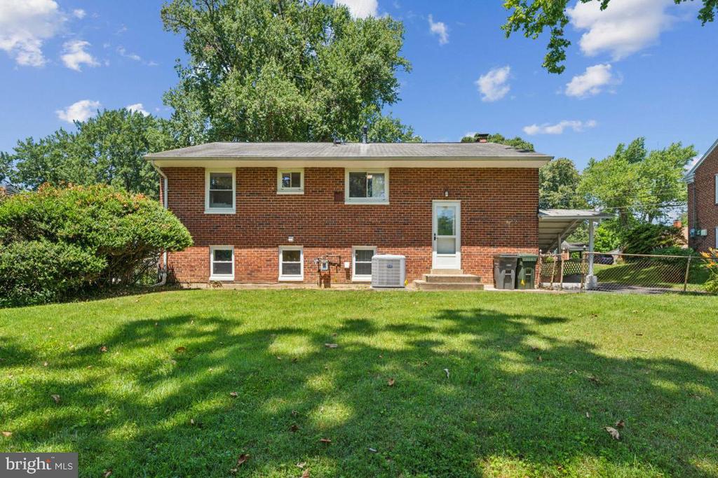4911 Bristow Dr