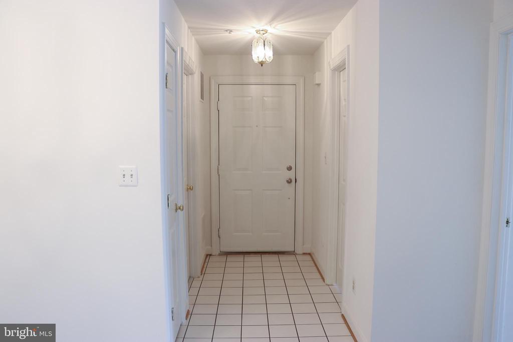12241 FAIRFIELD HOUSE DR #304B