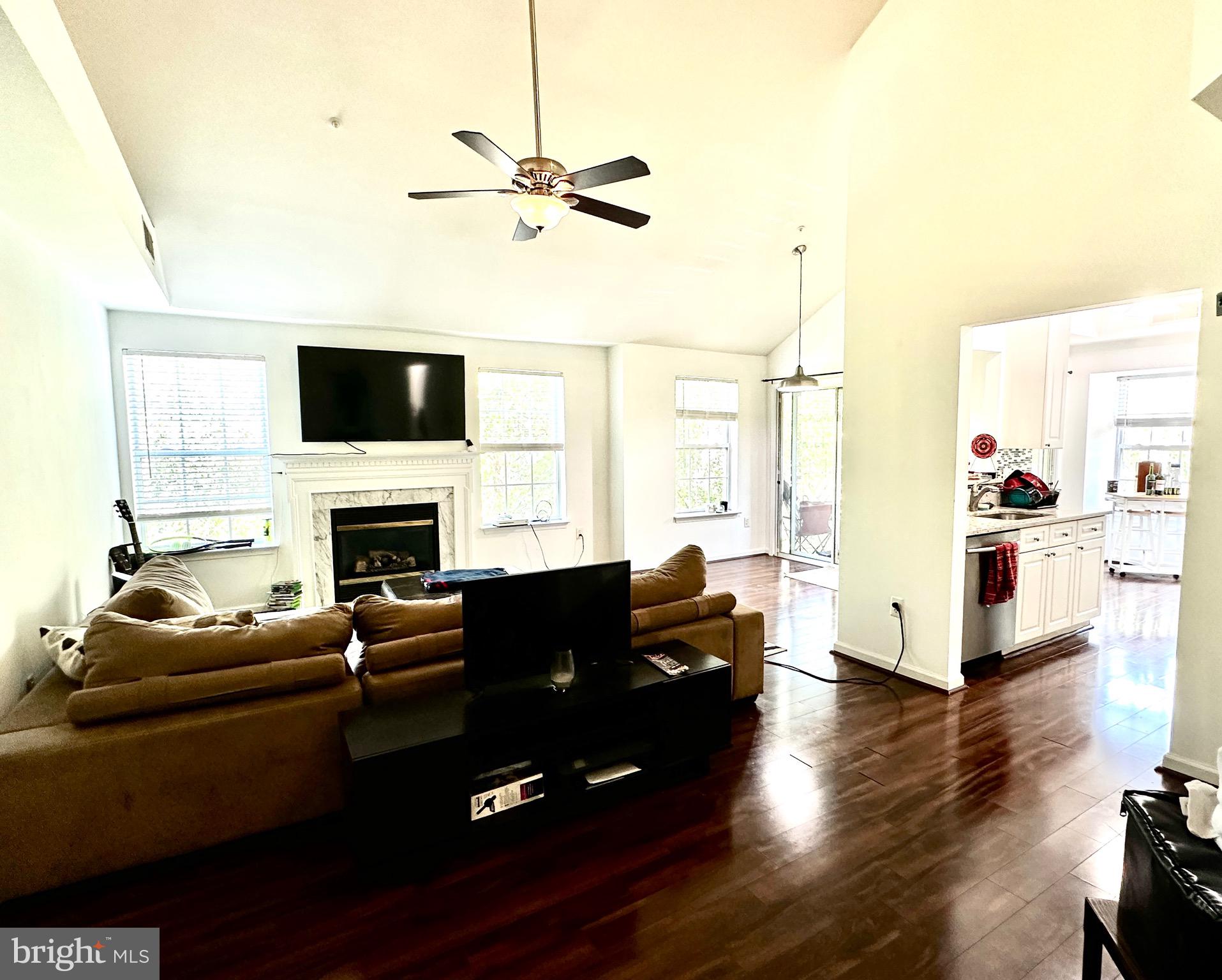 5958 FOUNDERS HILL DR #301