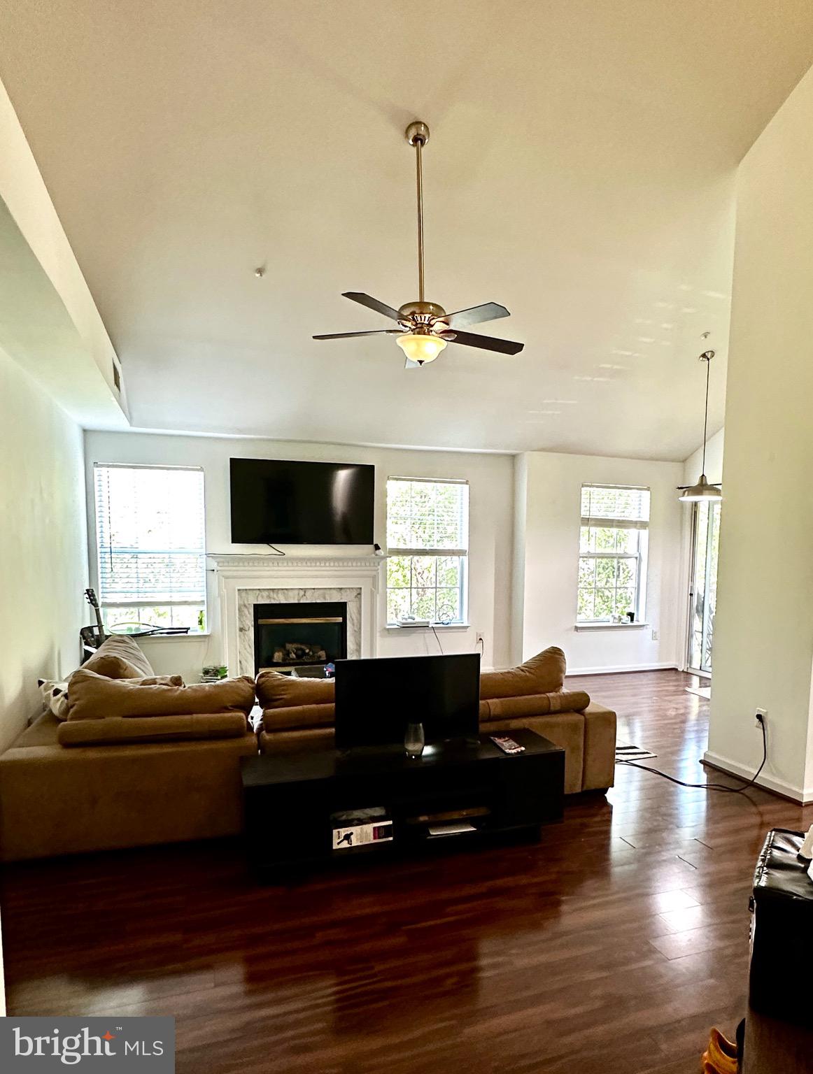 5958 FOUNDERS HILL DR #301