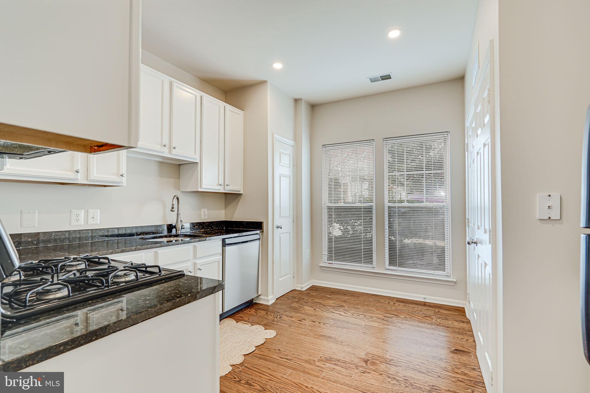 1515 N Point Dr #104