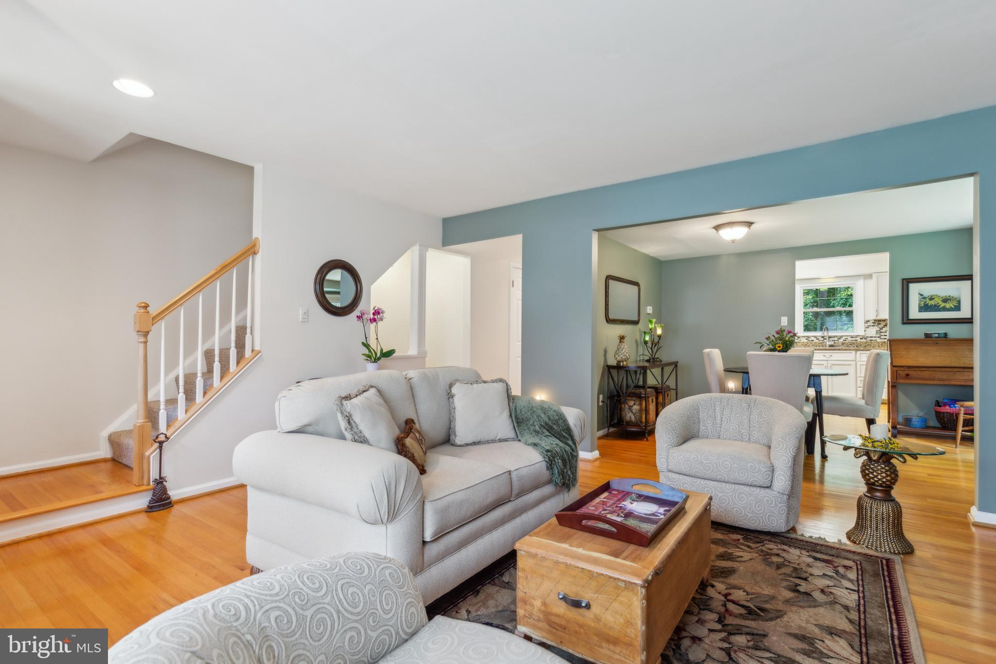 6263 Kerrydale Dr
