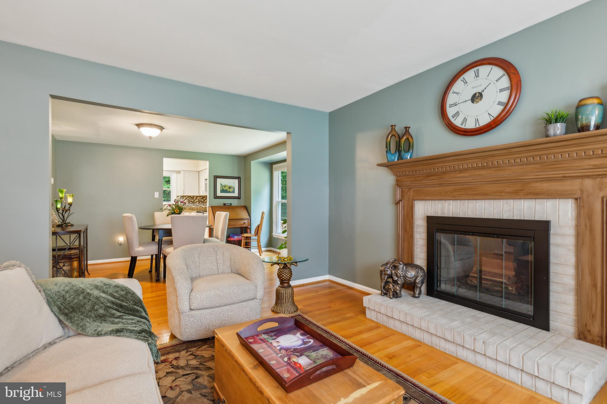 6263 Kerrydale Dr
