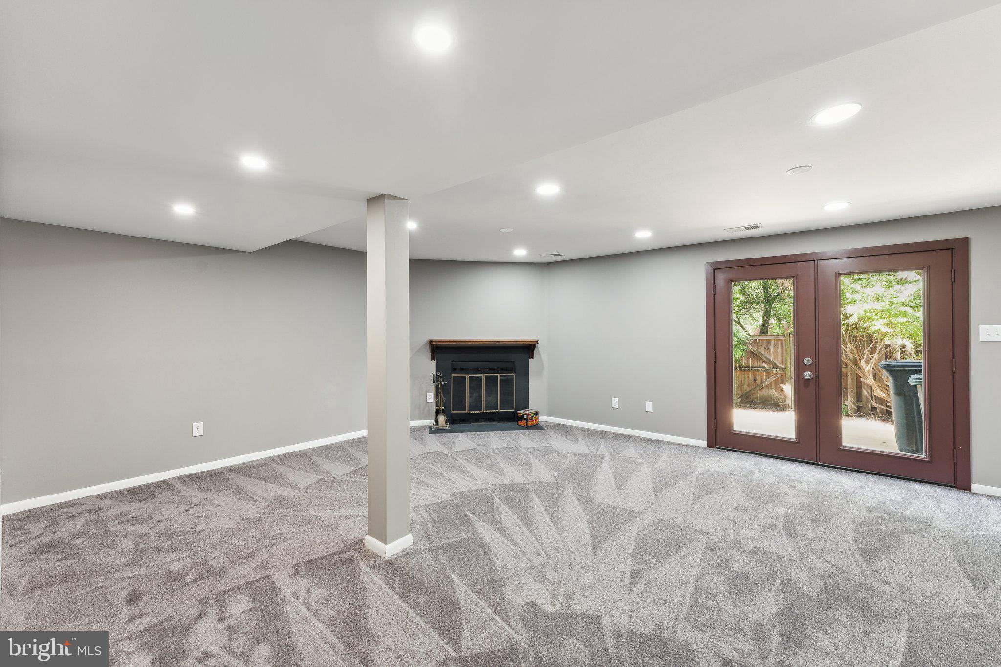 2213 Christy Pl