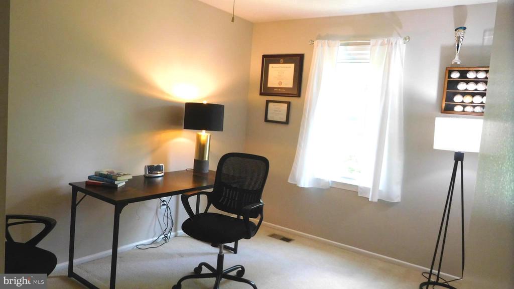 8328 Uxbridge Ct