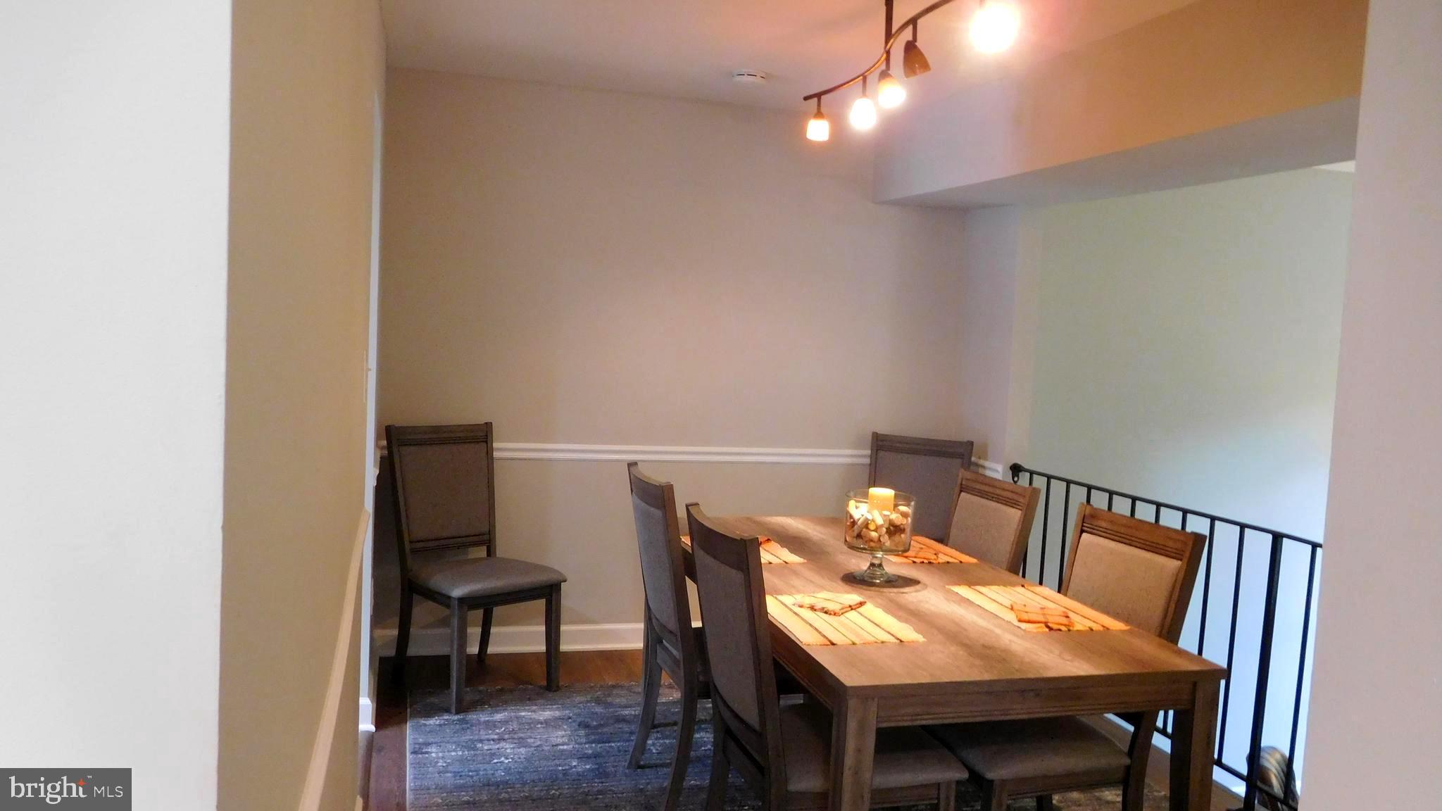 8328 Uxbridge Ct