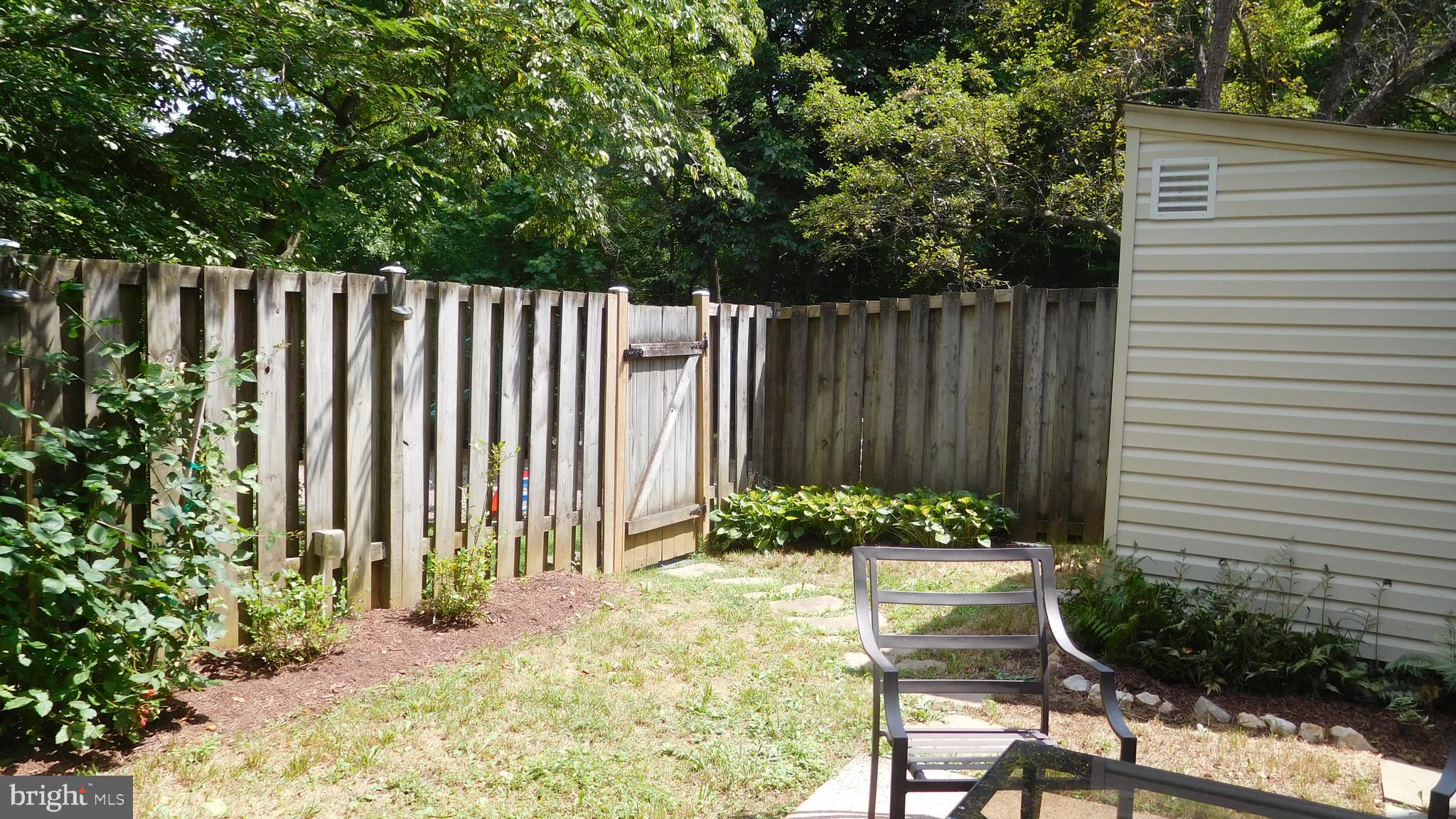 8328 Uxbridge Ct