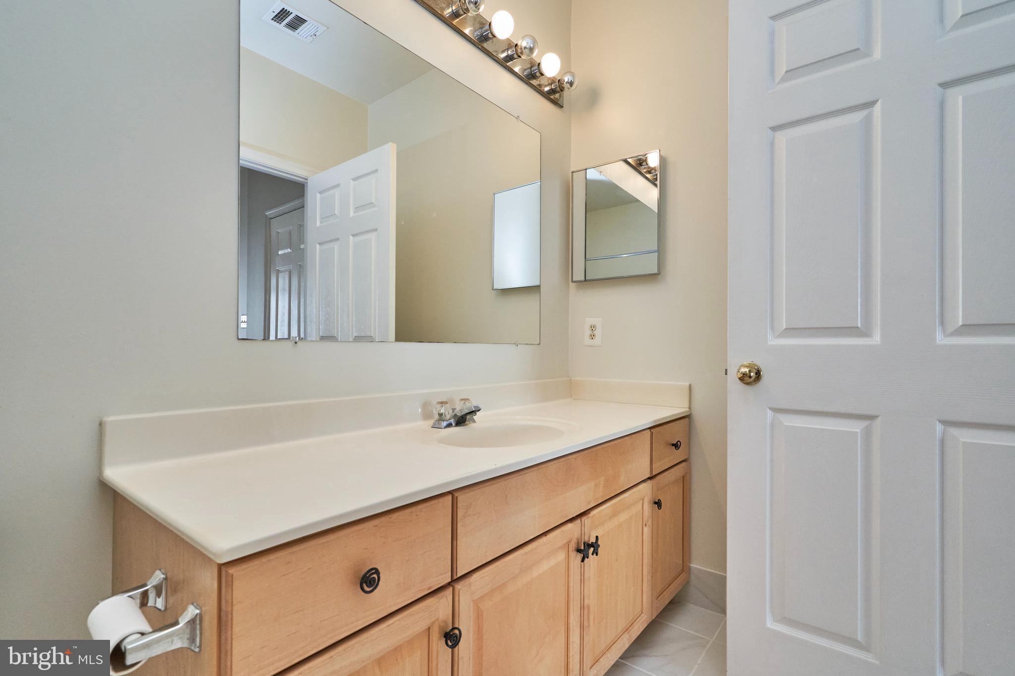 11407-R GATE HILL PL