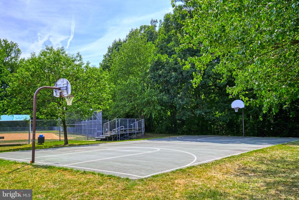 11407-R GATE HILL PL