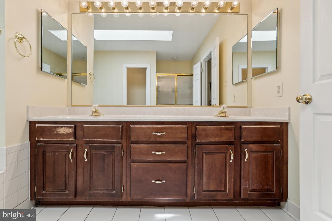 7363 Annandale Ct