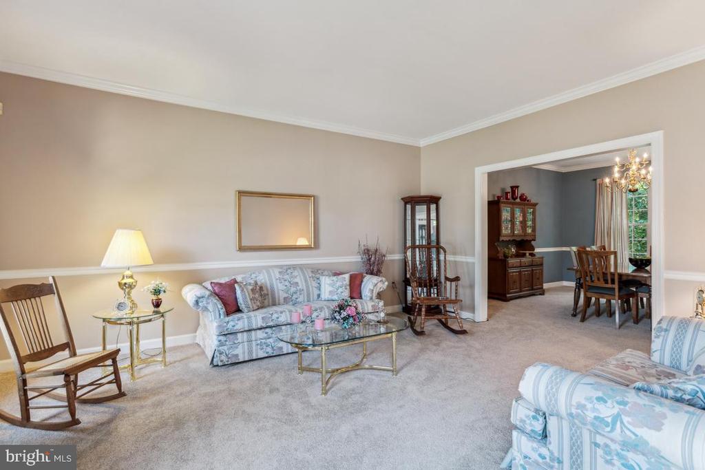 7363 ANNANDALE COURT