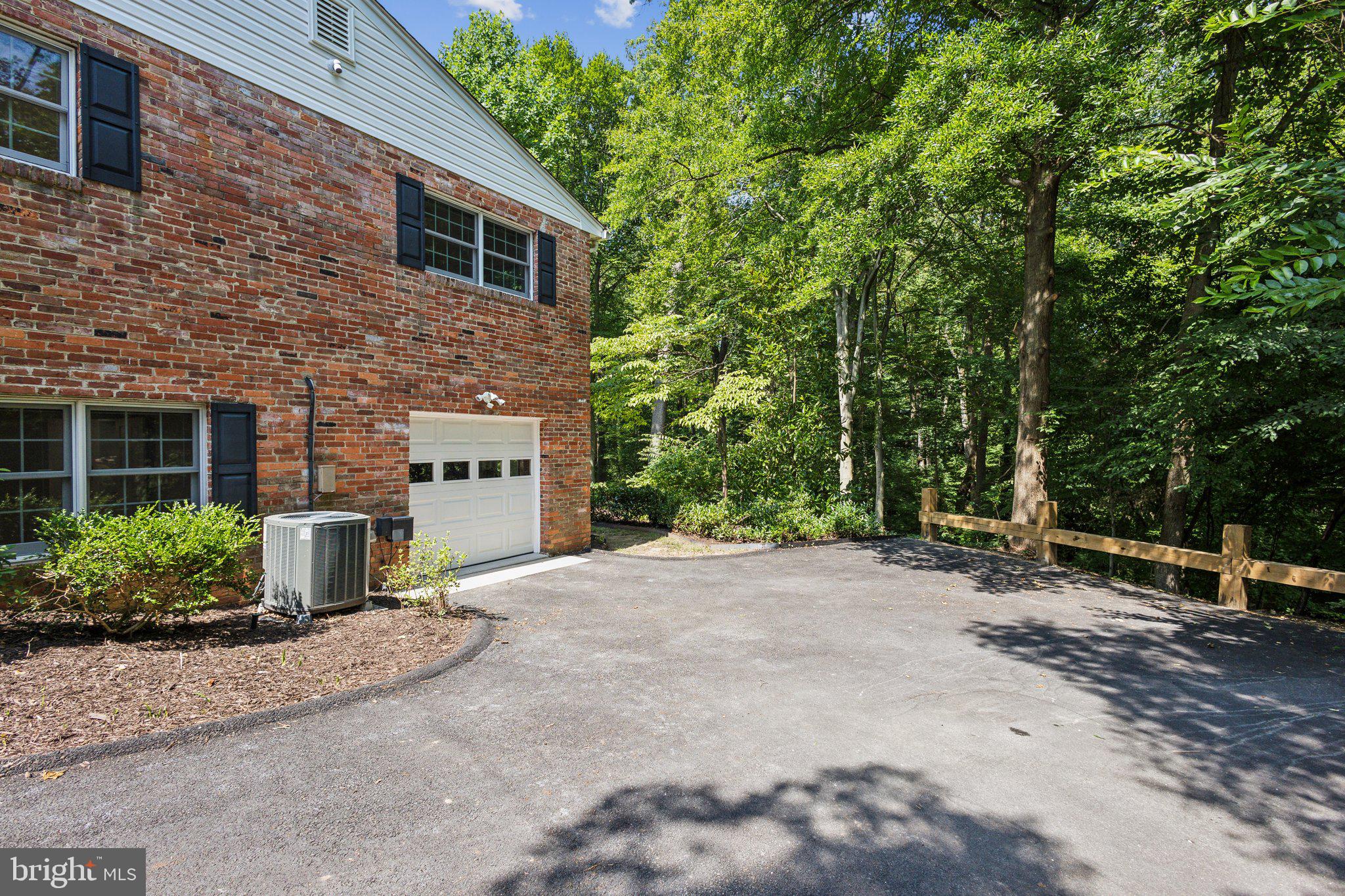 3420 Blair Rd