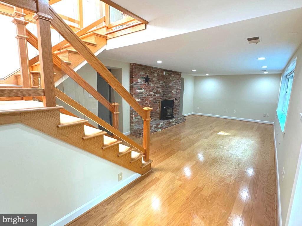 3420 Blair Rd