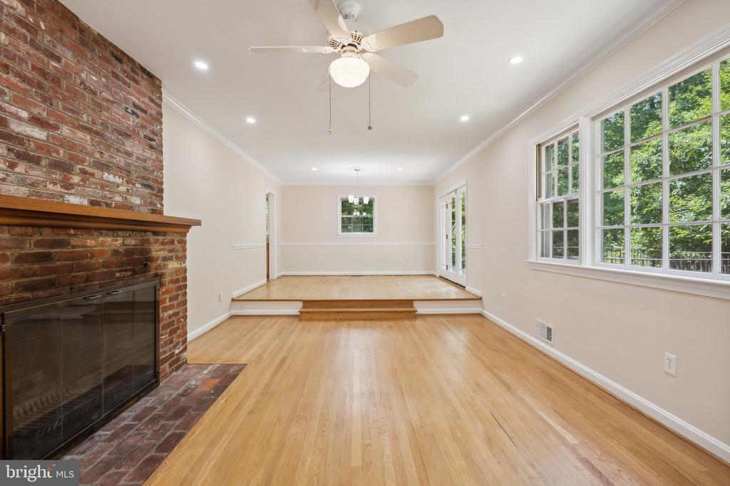 3420 Blair Rd