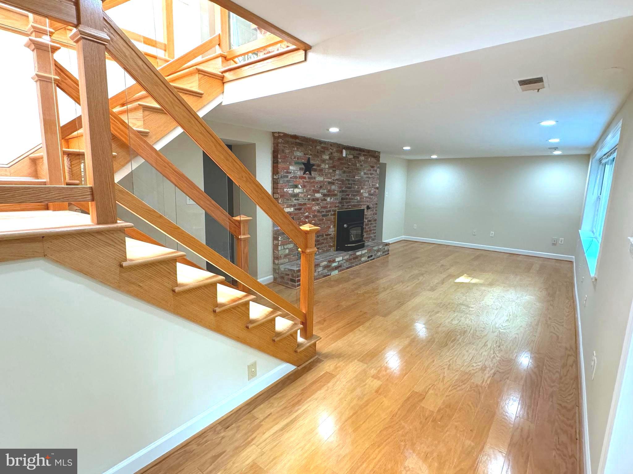 3420 Blair Rd