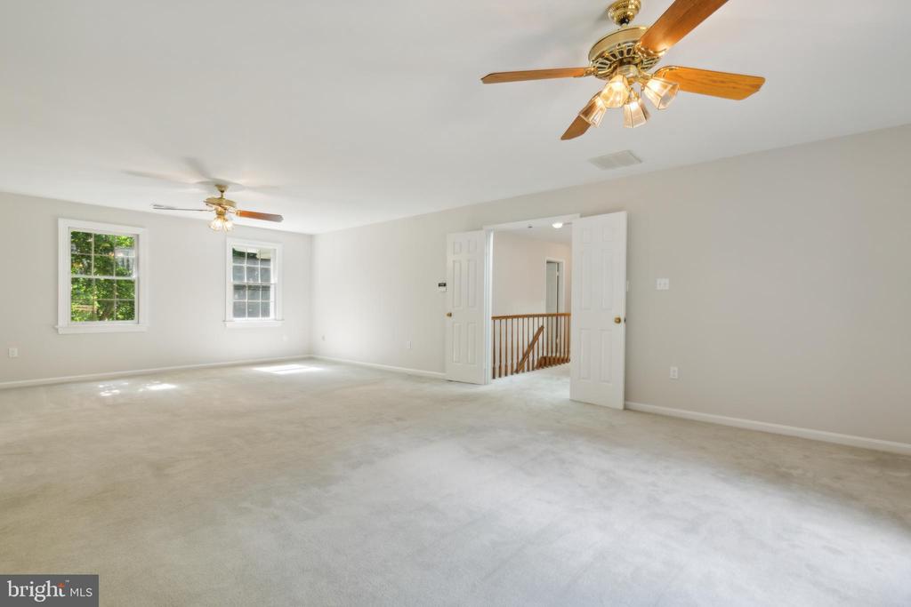 12392 Henderson Rd