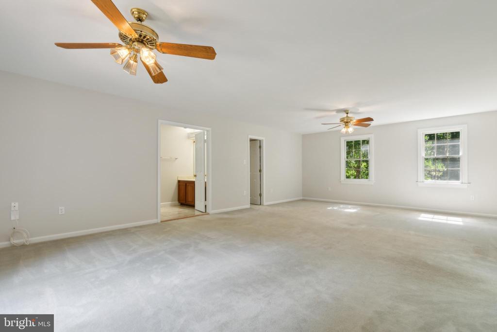 12392 Henderson Rd
