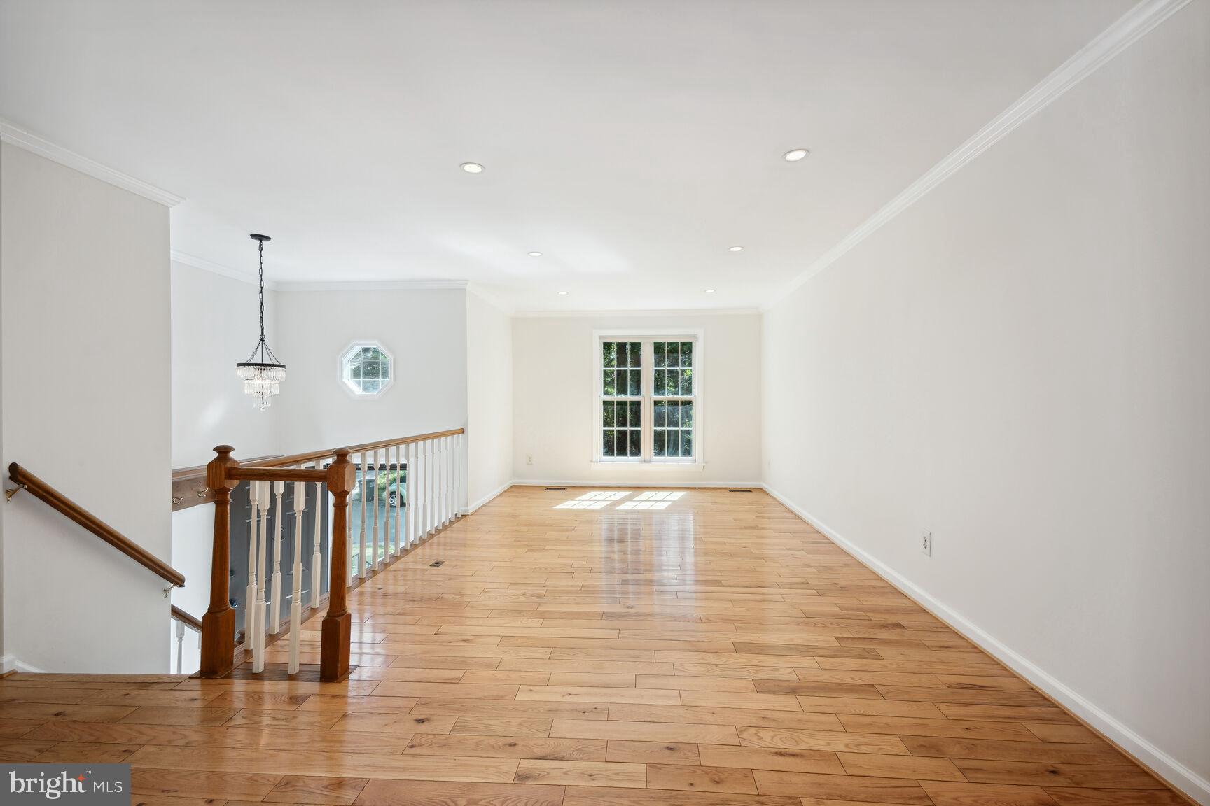 10570 Reeds Landing Cir