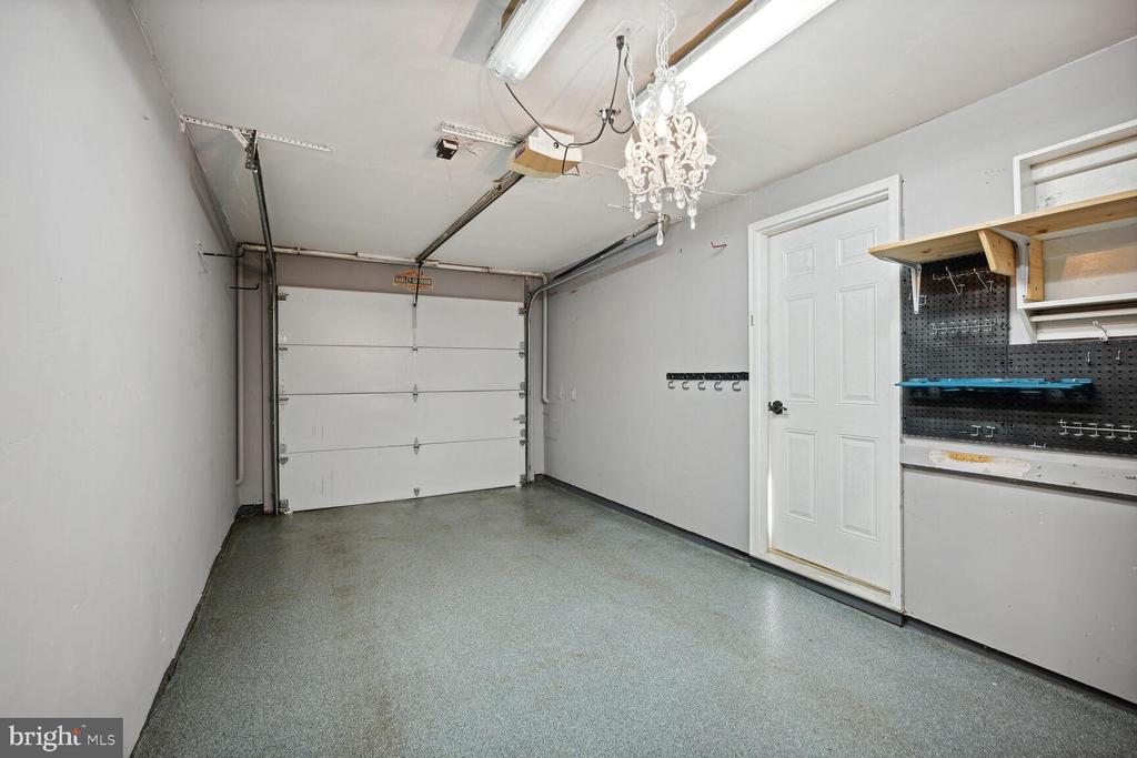 10570 Reeds Landing Cir