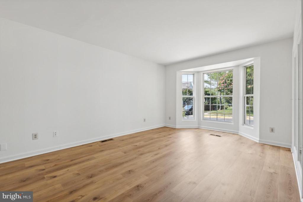 13119 MISTY GLEN LN