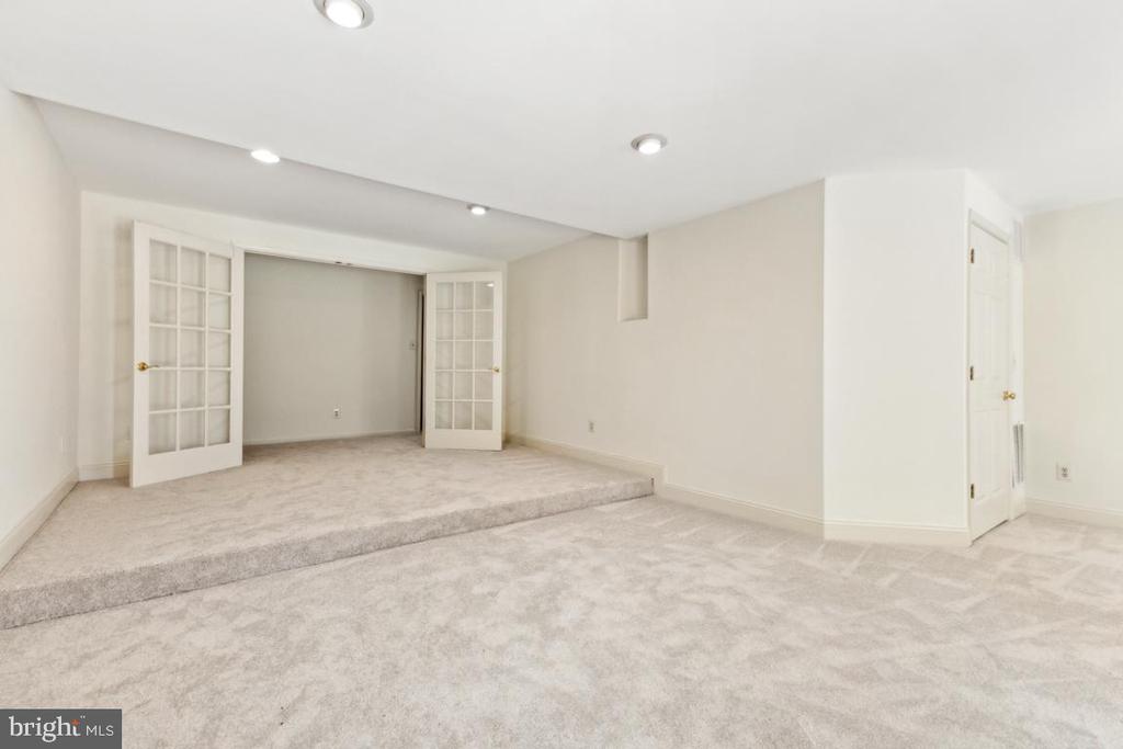 13119 MISTY GLEN LN