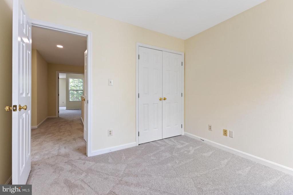 13119 MISTY GLEN LN
