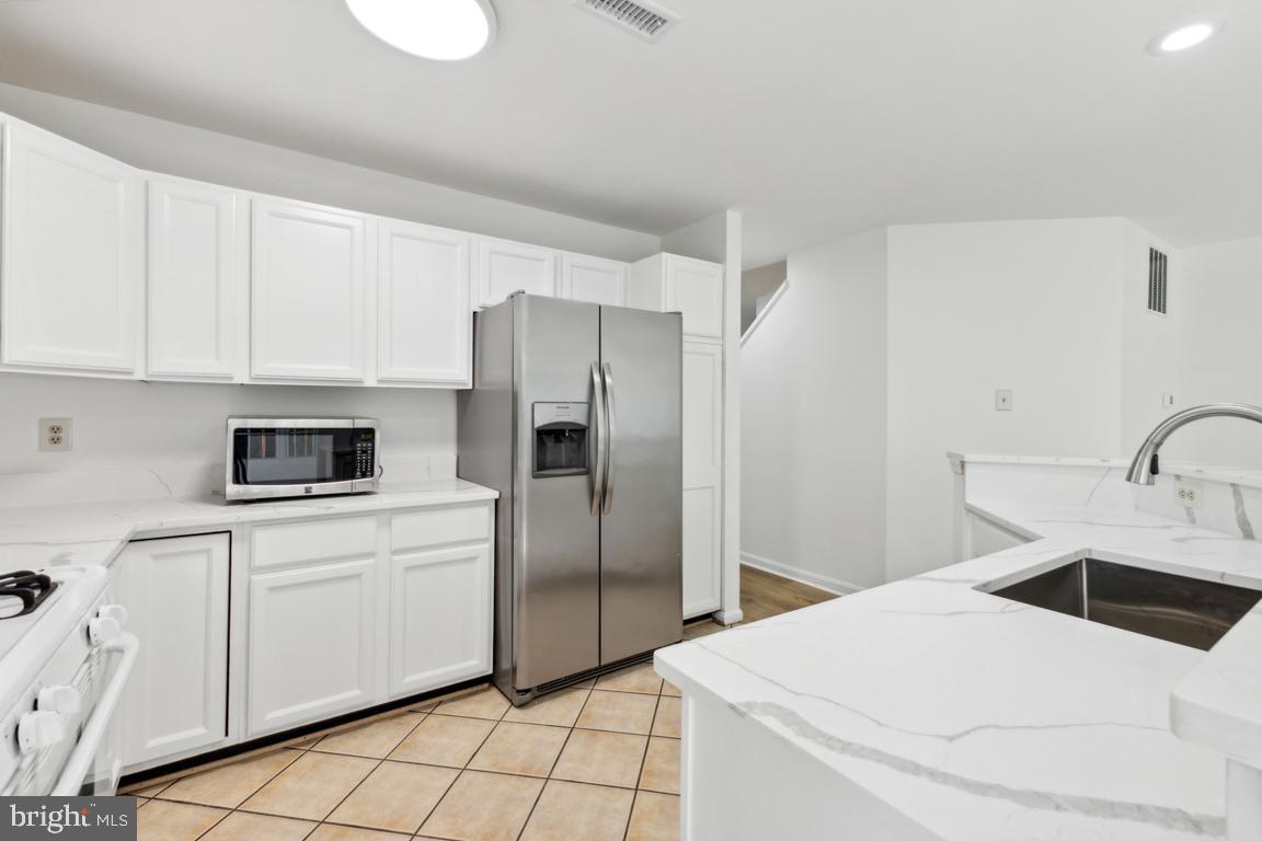 13119 MISTY GLEN LN