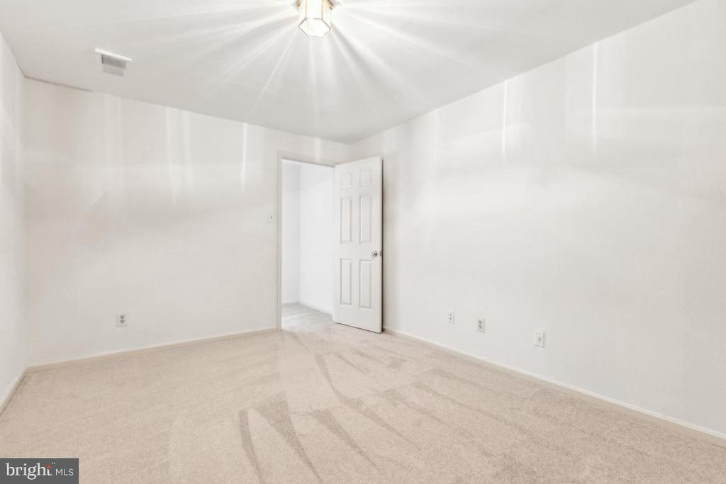 13119 MISTY GLEN LN