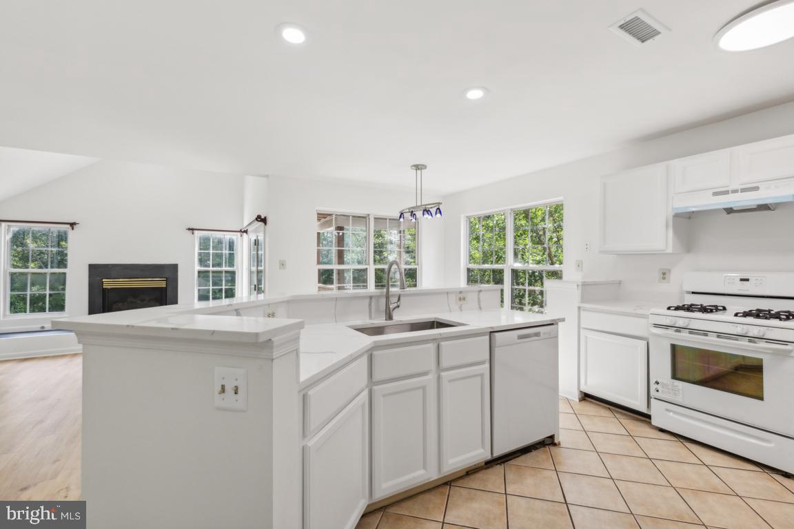 13119 MISTY GLEN LN
