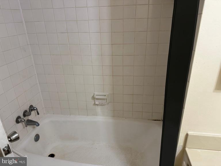 2632 Fort Farnsworth Rd #142