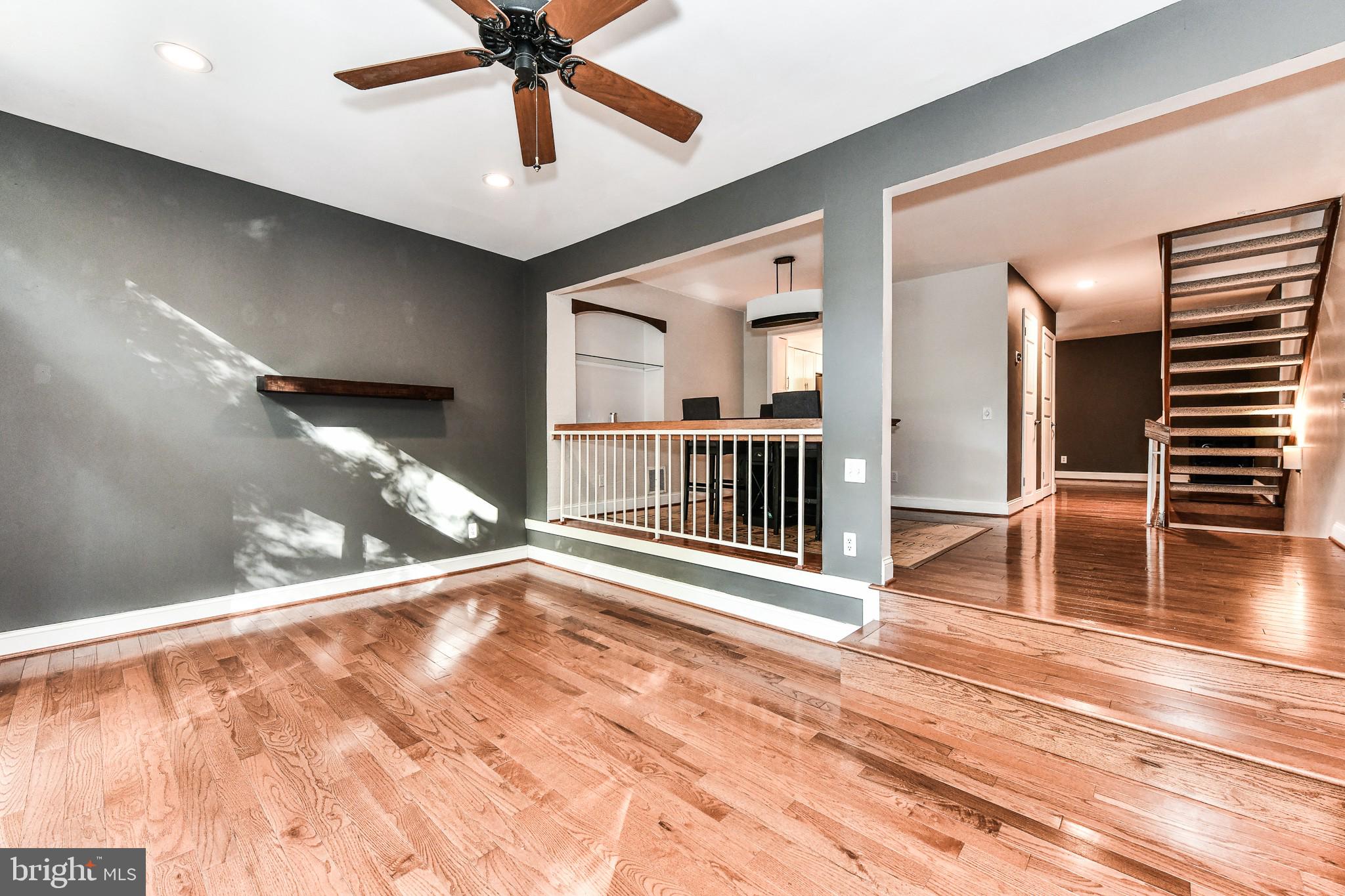 1533 PARK GLEN CT