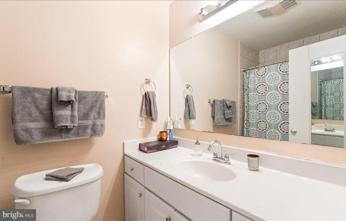 11909 ESCALANTE CT