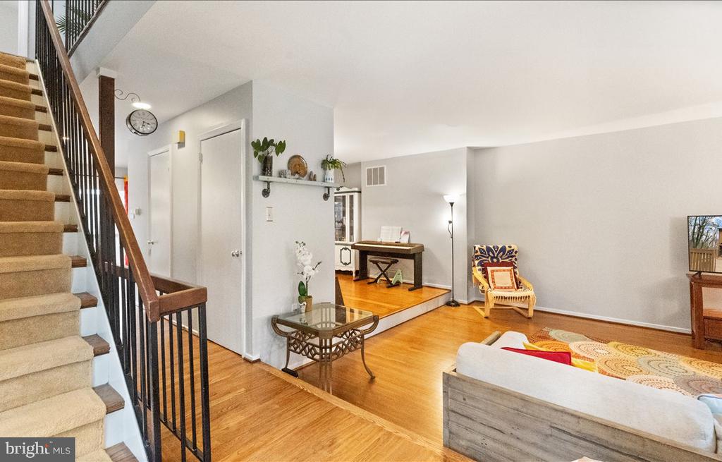 11909 ESCALANTE CT