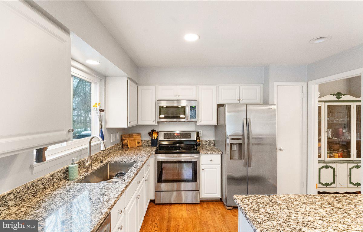 11909 ESCALANTE CT