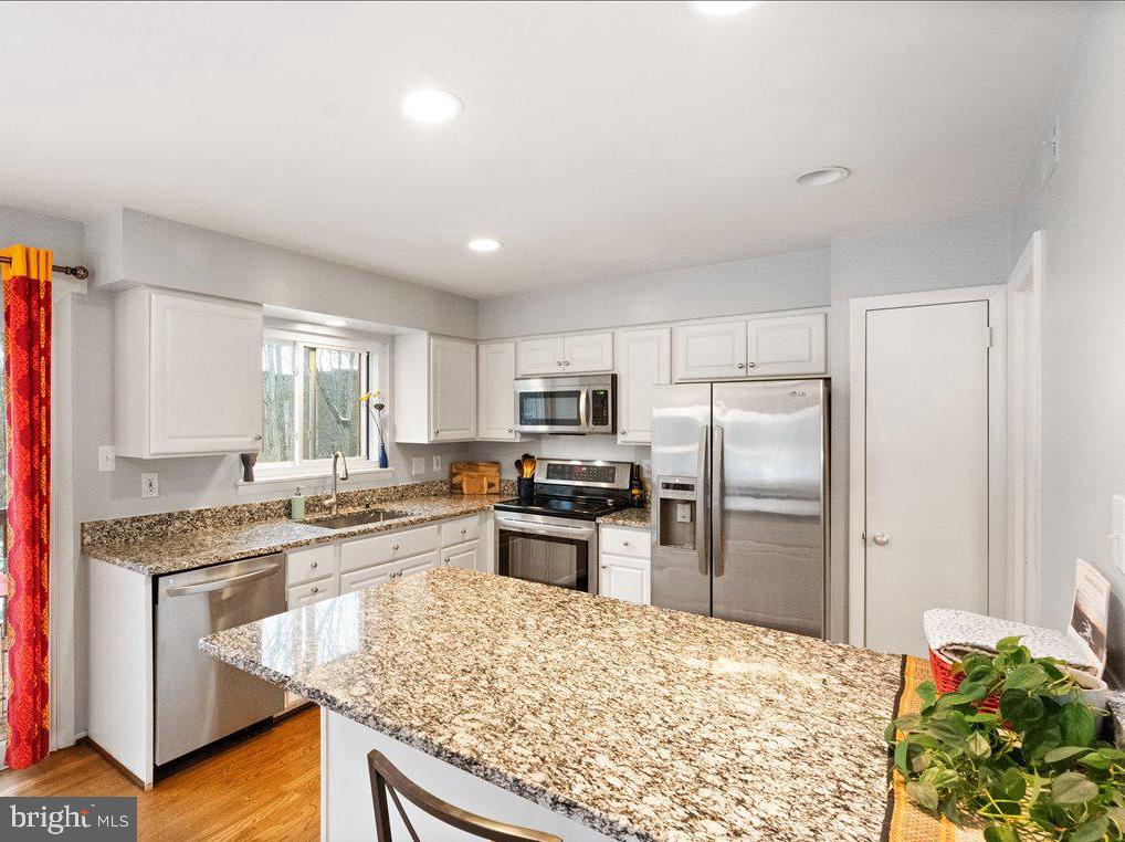 11909 ESCALANTE CT