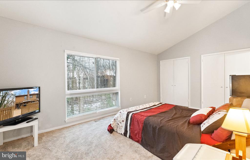 11909 ESCALANTE CT