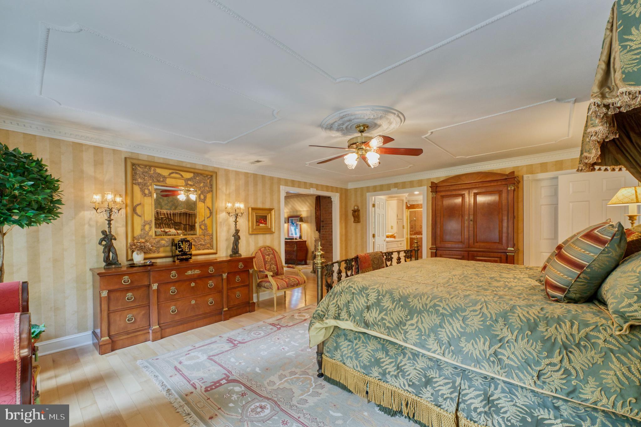 8700 Rustic Oak Ct