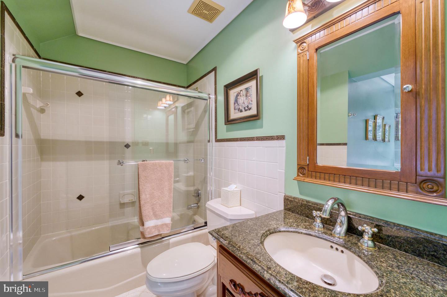 8700 Rustic Oak Ct
