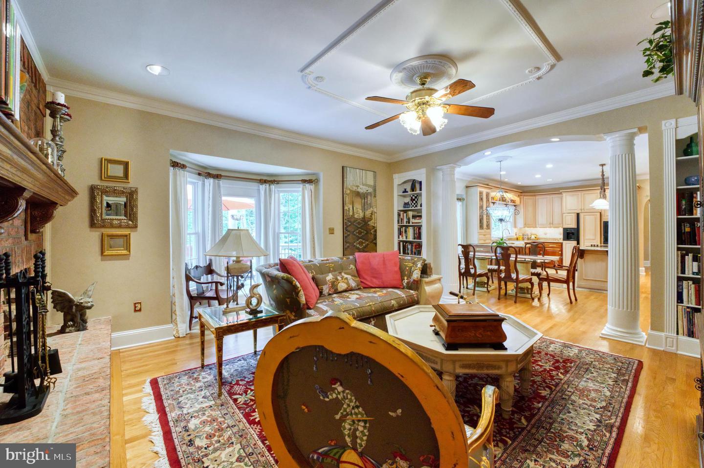 8700 Rustic Oak Ct
