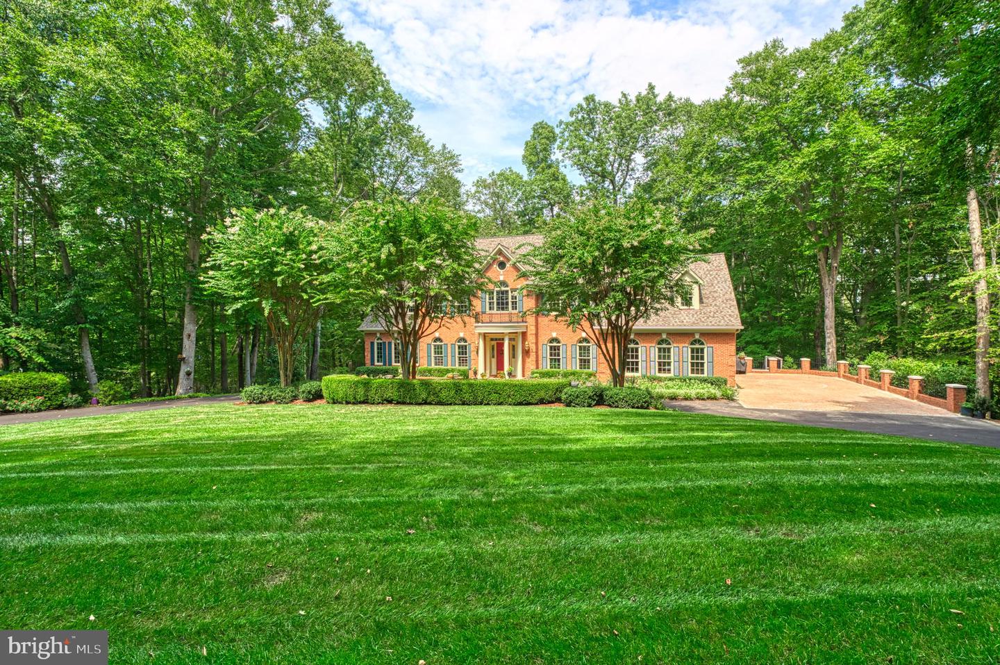 8700 Rustic Oak Ct
